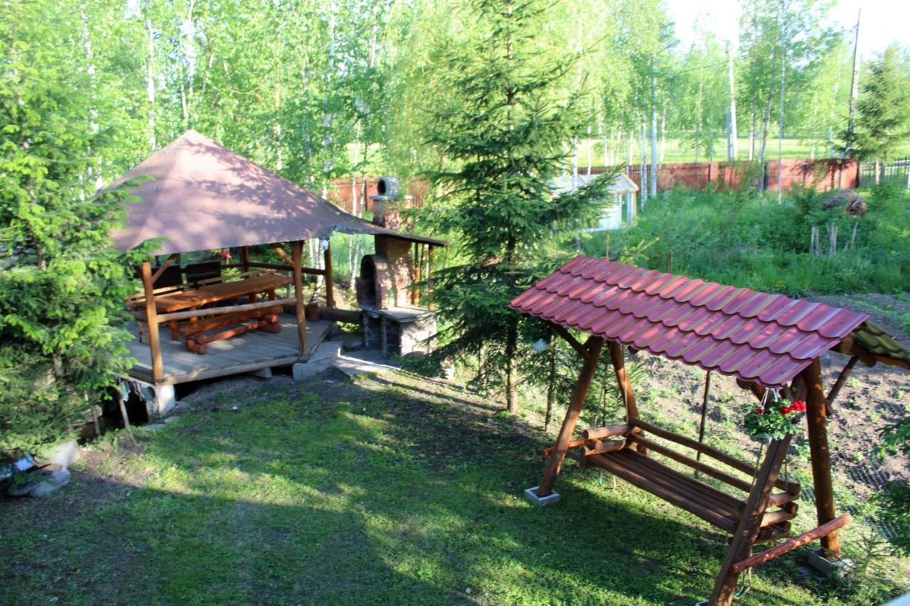 Csergo Kulcsoshaz Senetea Buitenkant foto