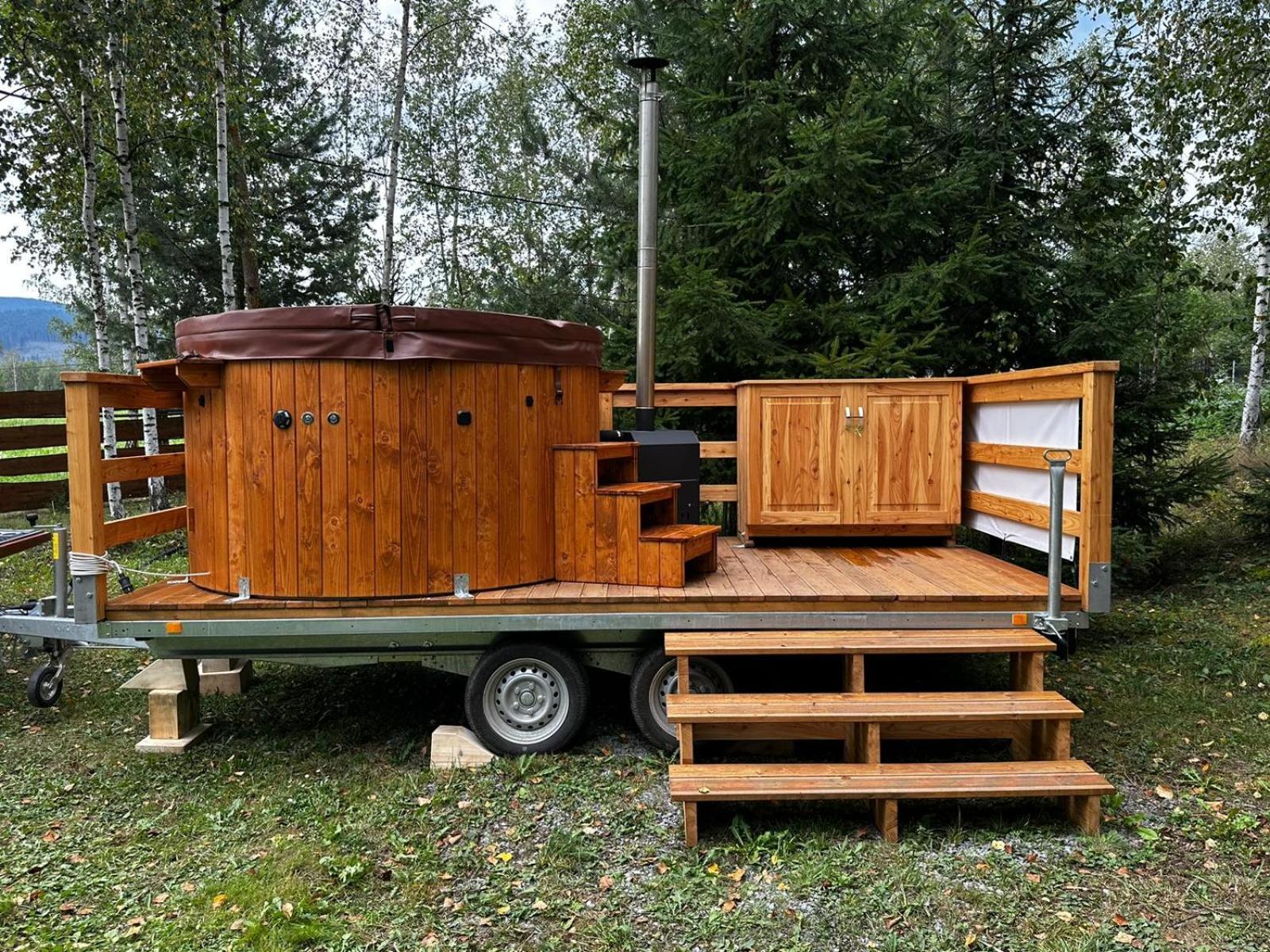 Csergo Kulcsoshaz Senetea Buitenkant foto